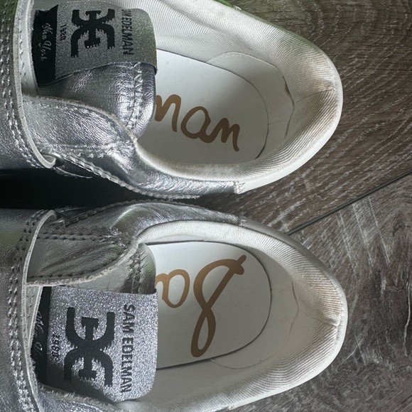 Sam Edelman TALIA SLIP ON SNEAKER Silver Size 7 - Picture 4 of 9